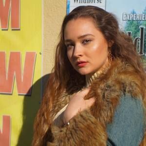 Meet your Posher, Kara